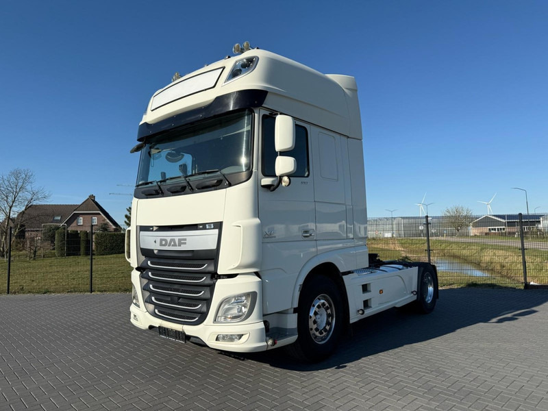 DAF XF 510 FT NL TRUCK, 2X TANK, ALCOA WHEELS, STAND AIRCO. - יחידת טרקטור: תמונה 1 DAF XF 510 FT NL TRUCK, 2X TANK, ALCOA WHEELS, STAND AIRCO. - יחידת טרקטור: תמונה 1