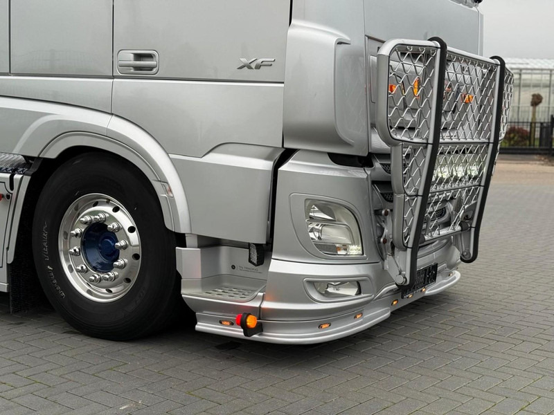 DAF XF 530 FT VOLLUCHT, SHOWTRUCK, RETARDER, LEER, PTO/HYDRAULIEK. - יחידת טרקטור: תמונה 4 DAF XF 530 FT VOLLUCHT, SHOWTRUCK, RETARDER, LEER, PTO/HYDRAULIEK. - יחידת טרקטור: תמונה 4