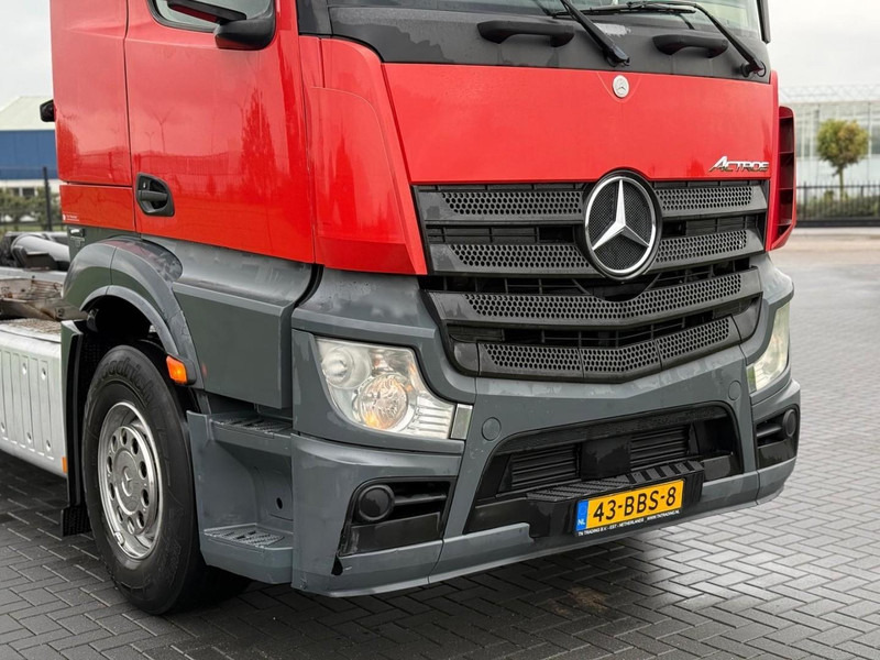Mercedes-Benz ACTROS HAAKARM SYSTEEM, GOEDE STAAT, OMVORMER, 616.802 KM. - משאית הרמת וו: תמונה 5 Mercedes-Benz ACTROS HAAKARM SYSTEEM, GOEDE STAAT, OMVORMER, 616.802 KM. - משאית הרמת וו: תמונה 5