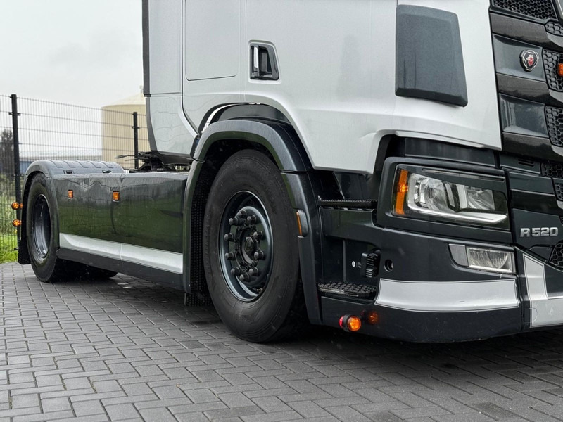 Scania R 520 FULL AIR, RETARDER, 2X TANK, SHOW, FULL SPOILER. - יחידת טרקטור: תמונה 4 Scania R 520 FULL AIR, RETARDER, 2X TANK, SHOW, FULL SPOILER. - יחידת טרקטור: תמונה 4