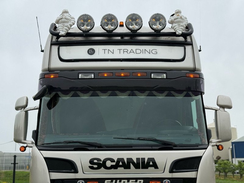 Scania R 580 SHOWTRUCK, VOLLUCHT, VOL SPOILER, RETARDER, SCHUIFSCHOTEL. - יחידת טרקטור: תמונה 4 Scania R 580 SHOWTRUCK, VOLLUCHT, VOL SPOILER, RETARDER, SCHUIFSCHOTEL. - יחידת טרקטור: תמונה 4