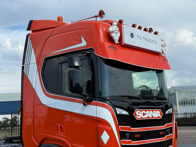 Scania R500 SHOWTRUCK, VOLLUCHT, PTO/HYDRAULIEK, RETARDER, 6X2/4. - יחידת טרקטור: תמונה 3 Scania R500 SHOWTRUCK, VOLLUCHT, PTO/HYDRAULIEK, RETARDER, 6X2/4. - יחידת טרקטור: תמונה 3
