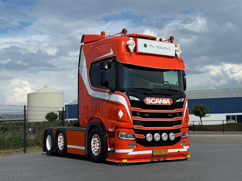 Scania R500 SHOWTRUCK, VOLLUCHT, PTO/HYDRAULIEK, RETARDER, 6X2/4. - יחידת טרקטור: תמונה 1 Scania R500 SHOWTRUCK, VOLLUCHT, PTO/HYDRAULIEK, RETARDER, 6X2/4. - יחידת טרקטור: תמונה 1