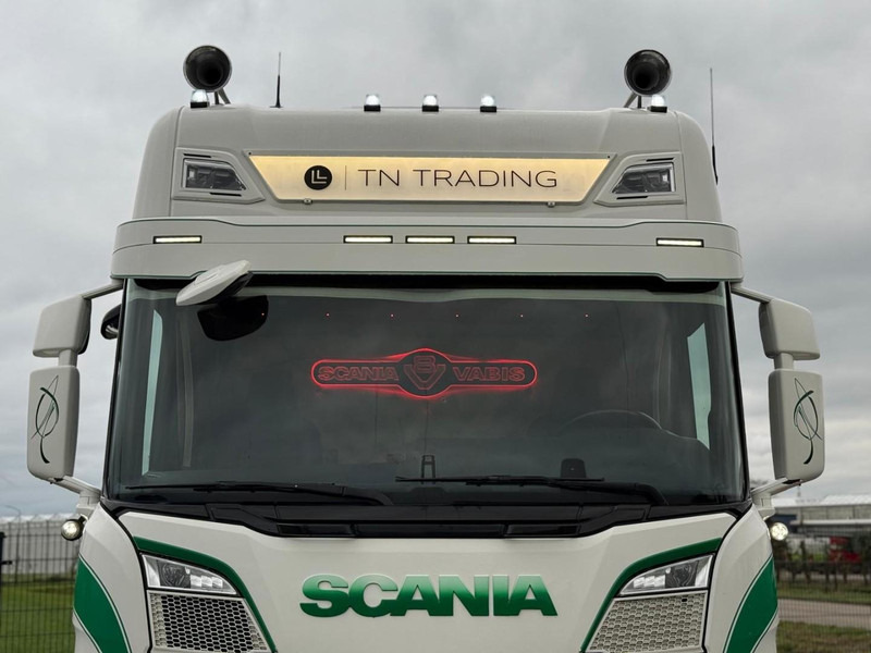 Scania R660 FULL AIR, LEATHER, ALCOA, SHOW INTERIOR, TOP. - יחידת טרקטור: תמונה 4 Scania R660 FULL AIR, LEATHER, ALCOA, SHOW INTERIOR, TOP. - יחידת טרקטור: תמונה 4