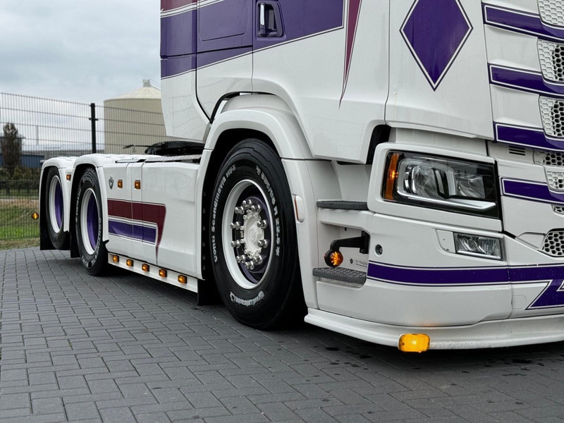 Scania S580 V8 NGS VOLLUCHT, SHOW, LEATHER, RETARDER, LOW MILEAGE, WB 315. - יחידת טרקטור: תמונה 3 Scania S580 V8 NGS VOLLUCHT, SHOW, LEATHER, RETARDER, LOW MILEAGE, WB 315. - יחידת טרקטור: תמונה 3