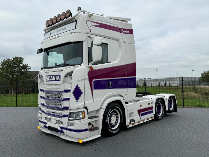 Scania S580 V8 NGS VOLLUCHT, SHOW, LEATHER, RETARDER, LOW MILEAGE, WB 315. - יחידת טרקטור: תמונה 2 Scania S580 V8 NGS VOLLUCHT, SHOW, LEATHER, RETARDER, LOW MILEAGE, WB 315. - יחידת טרקטור: תמונה 2
