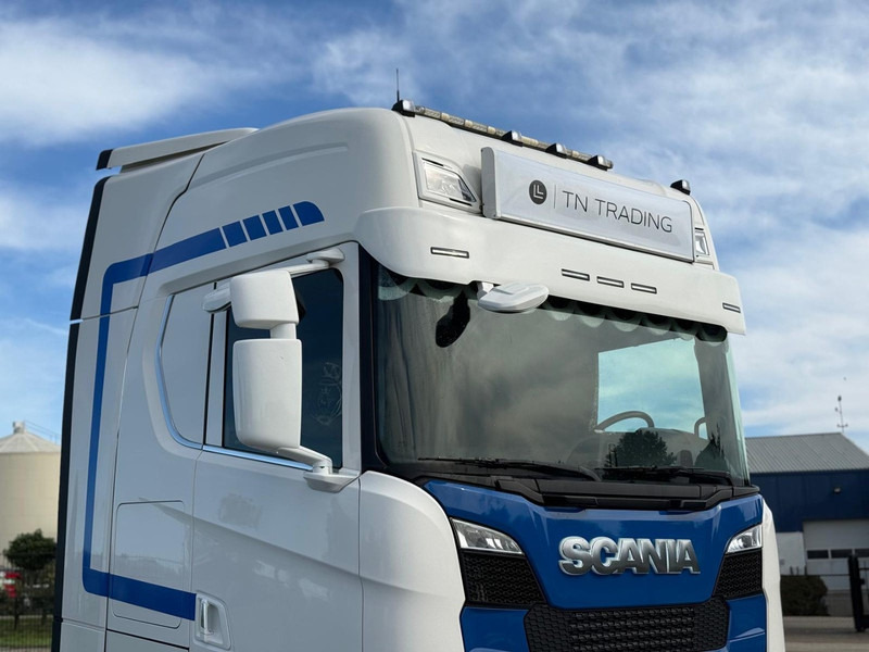 Scania S650 V8 NGS 2.95WB, PTO VOORBEREIDING, VOLLUCHT, KING OF THE ROAD, RETARDER, LEER. - יחידת טרקטור: תמונה 2 Scania S650 V8 NGS 2.95WB, PTO VOORBEREIDING, VOLLUCHT, KING OF THE ROAD, RETARDER, LEER. - יחידת טרקטור: תמונה 2