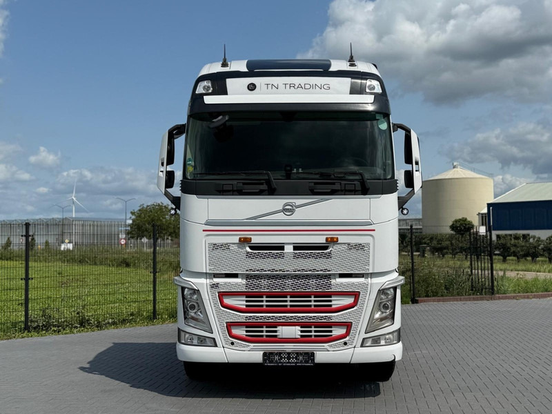 Volvo FH 13.540XL KB VIN, I-PARK COOL, STEEL/AIR, 2 TANKS, FULL SPOILER. - יחידת טרקטור: תמונה 4 Volvo FH 13.540XL KB VIN, I-PARK COOL, STEEL/AIR, 2 TANKS, FULL SPOILER. - יחידת טרקטור: תמונה 4