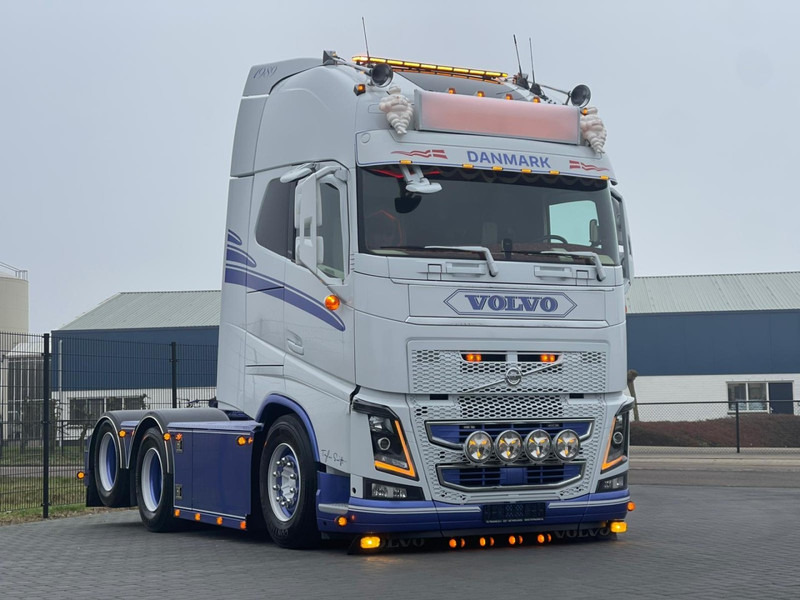 Volvo FH 16.750 SHOW TRUCK, FULL AIR, WB 3,10, SPECIAL INTERIOR, FULL! - יחידת טרקטור: תמונה 1 Volvo FH 16.750 SHOW TRUCK, FULL AIR, WB 3,10, SPECIAL INTERIOR, FULL! - יחידת טרקטור: תמונה 1