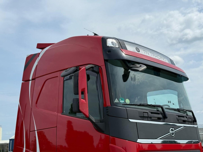 Volvo FH13.420 ADR, SMART TACHO 2, NL TRUCK, ALCOA, STEEL/AIR, PERFECT CONDITION, 2X TANK. - יחידת טרקטור: תמונה 2 Volvo FH13.420 ADR, SMART TACHO 2, NL TRUCK, ALCOA, STEEL/AIR, PERFECT CONDITION, 2X TANK. - יחידת טרקטור: תמונה 2