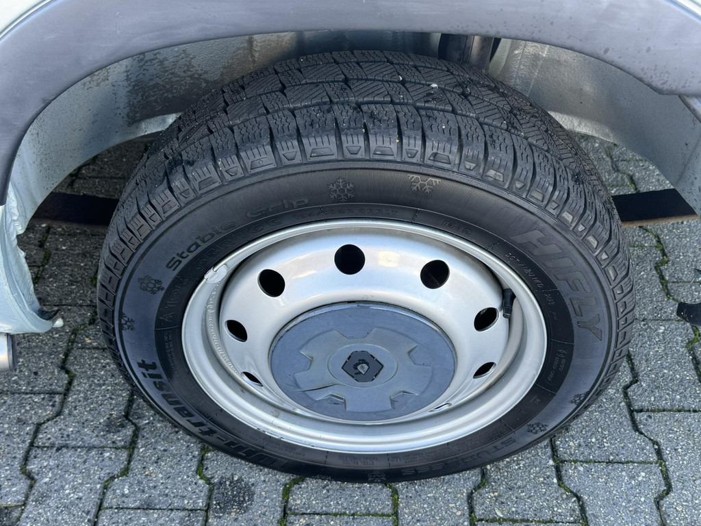 Renault Master-T28 2.5dCi L1H1 Dubbele cabine Trekhaak APK 05-2025 Loopt goed! - כלי רכב מסחרי קומבי: תמונה 4 Renault Master-T28 2.5dCi L1H1 Dubbele cabine Trekhaak APK 05-2025 Loopt goed! - כלי רכב מסחרי קומבי: תמונה 4