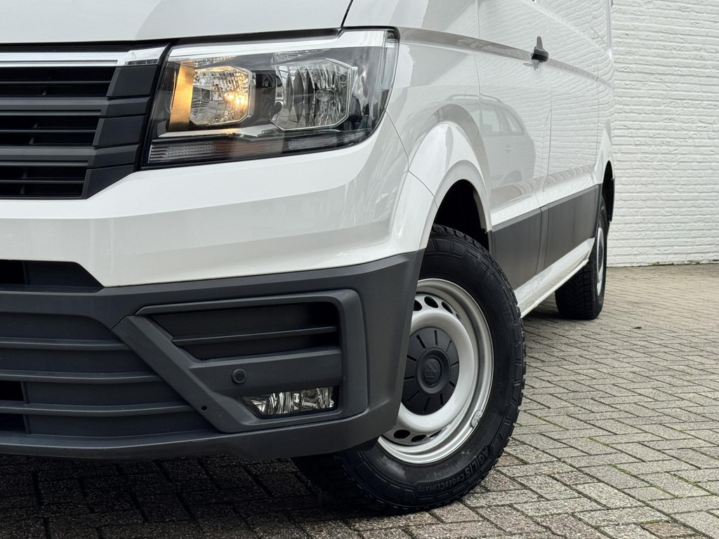 Volkswagen Crafter-30 2.0 TDI L3H3 Highline Carplay DAB Cruise Verwarmde voorruit Trekhaak Lat om Lat - כלי רכב מסחרי עם לוח: תמונה 5 Volkswagen Crafter-30 2.0 TDI L3H3 Highline Carplay DAB Cruise Verwarmde voorruit Trekhaak Lat om Lat - כלי רכב מסחרי עם לוח: תמונה 5