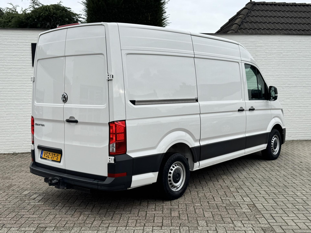 Volkswagen Crafter-30 2.0 TDI L3H3 Highline Carplay DAB Cruise Verwarmde voorruit Trekhaak Lat om Lat - כלי רכב מסחרי עם לוח: תמונה 2 Volkswagen Crafter-30 2.0 TDI L3H3 Highline Carplay DAB Cruise Verwarmde voorruit Trekhaak Lat om Lat - כלי רכב מסחרי עם לוח: תמונה 2