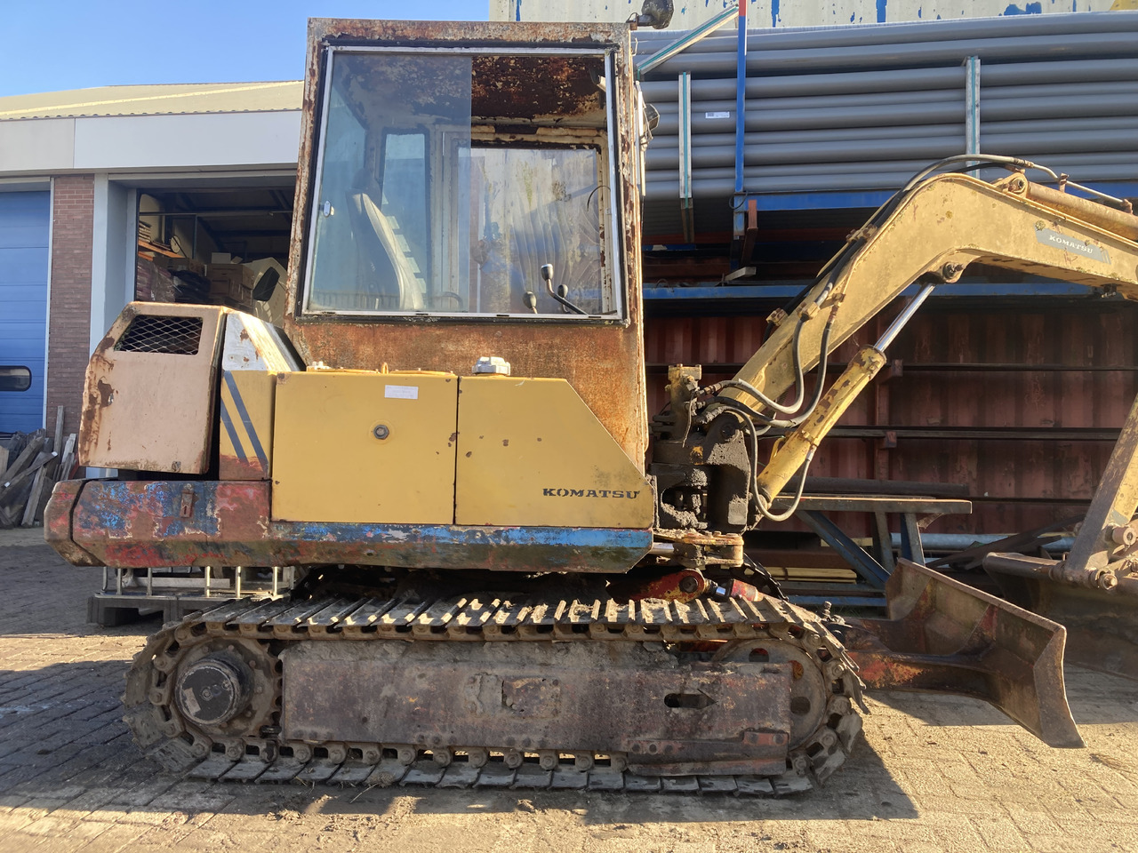 KOMATSU PC30-5 - מיני מחפר: תמונה 5 KOMATSU PC30-5 - מיני מחפר: תמונה 5