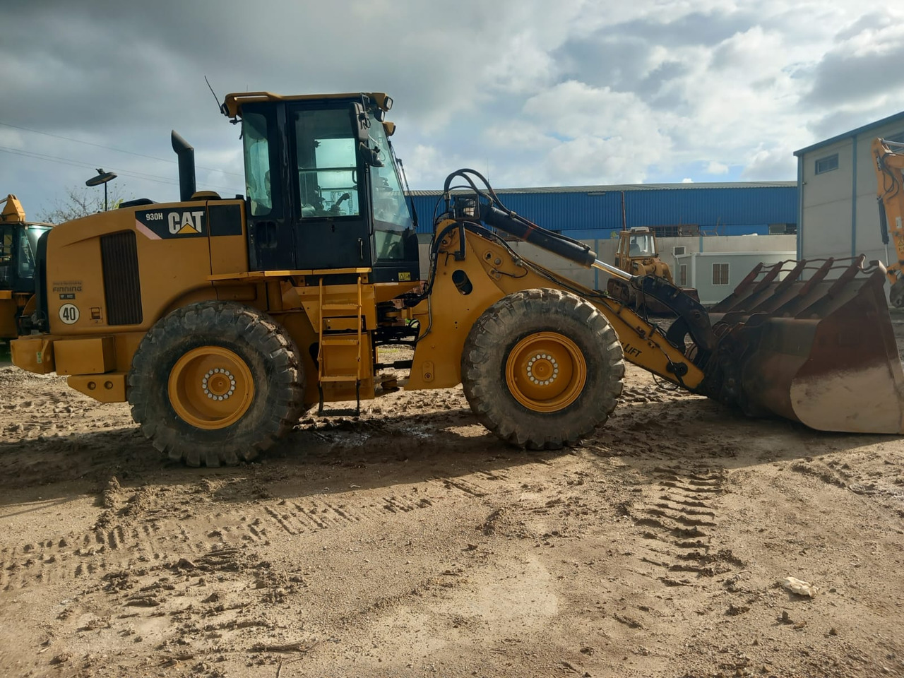 930 Caterpillar - מעמיס גלגלים: תמונה 2 930 Caterpillar - מעמיס גלגלים: תמונה 2