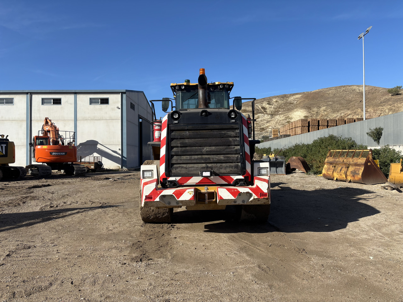 Caterpillar 950M - מעמיס גלגלים: תמונה 4 Caterpillar 950M - מעמיס גלגלים: תמונה 4