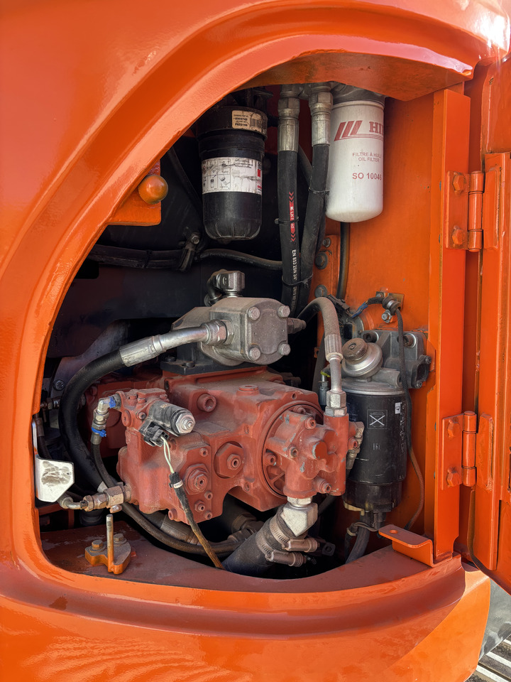 מחפר סורק DOOSAN DX140-3: תמונה 10