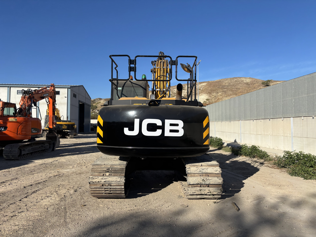 JCB JS131LC - מחפר סורק: תמונה 4 JCB JS131LC - מחפר סורק: תמונה 4