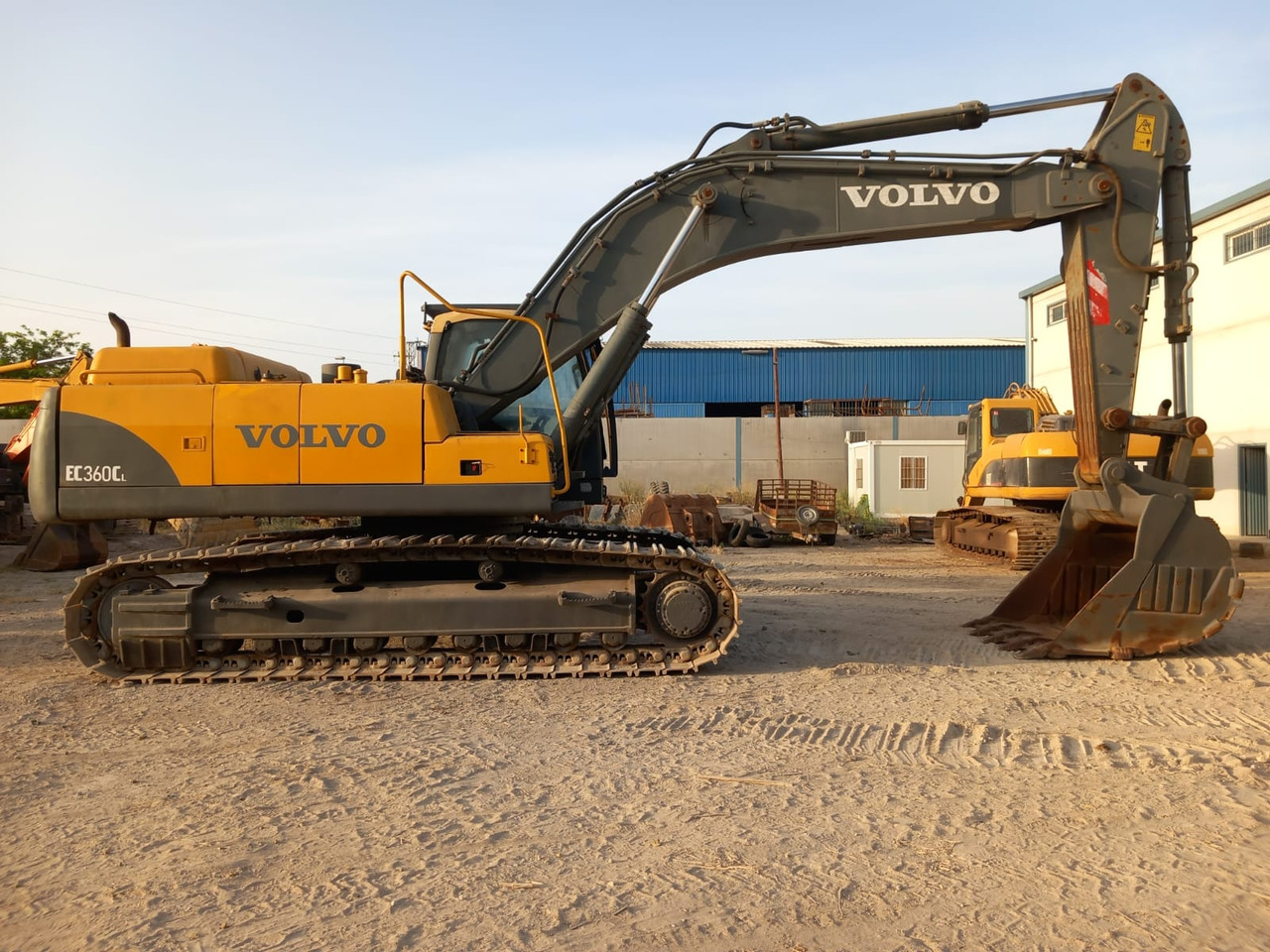 VOLVO 360LC - מחפר סורק: תמונה 1 VOLVO 360LC - מחפר סורק: תמונה 1