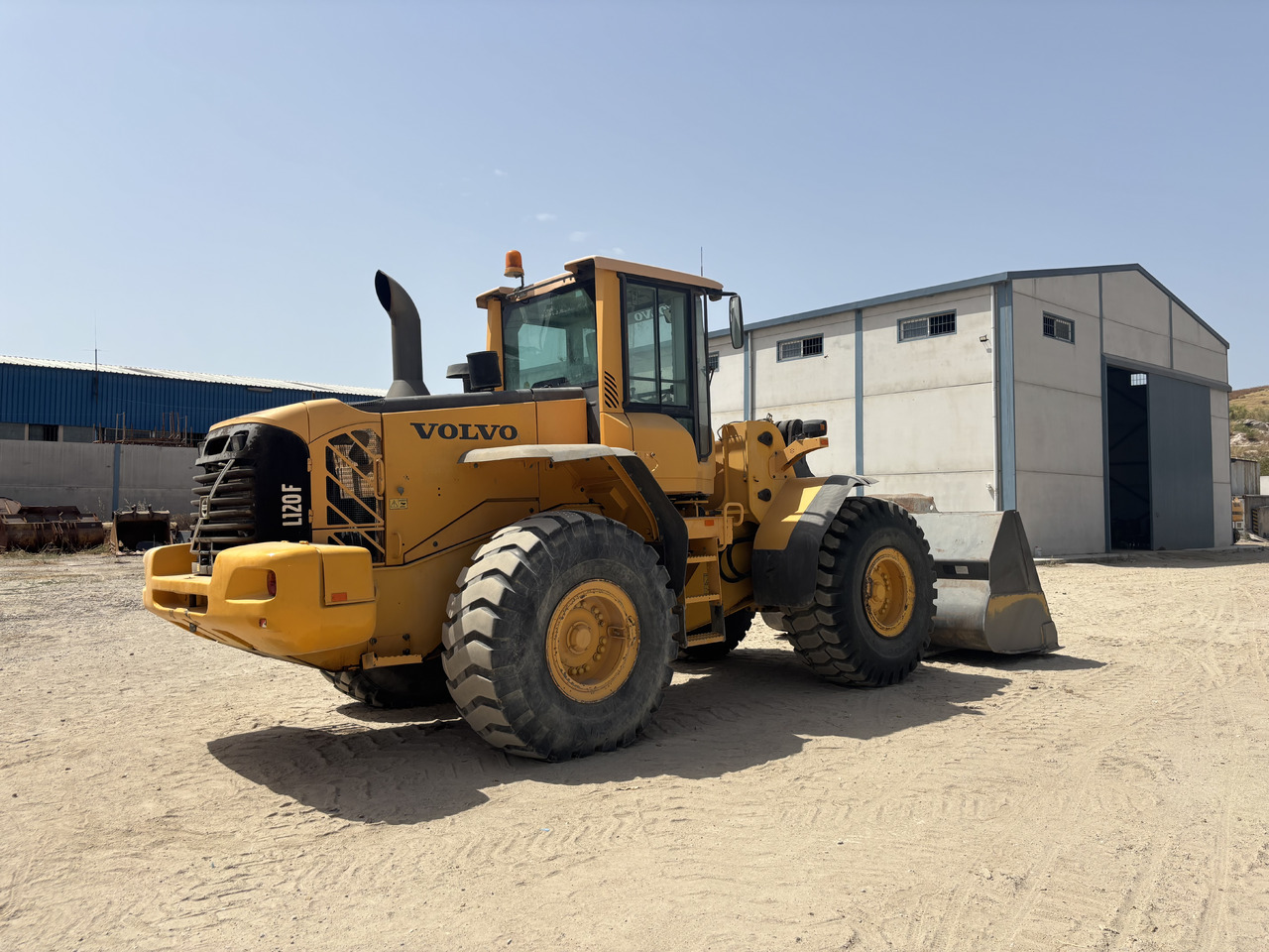 VOLVO L120F - מכונת בנייה: תמונה 5 VOLVO L120F - מכונת בנייה: תמונה 5
