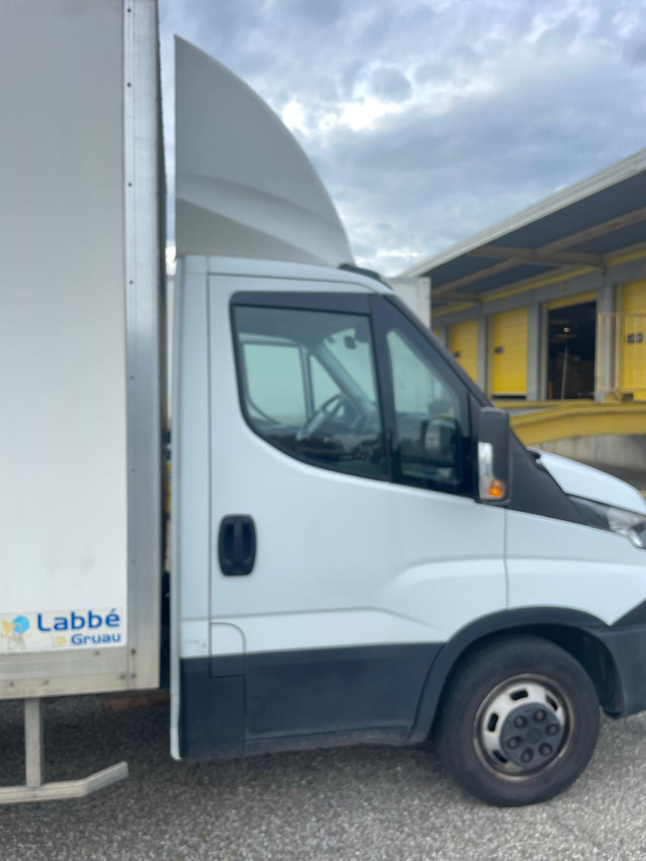 IVECO Dailly 35c16 - כלי רכב מסחרי עם תיבה: תמונה 2 IVECO Dailly 35c16 - כלי רכב מסחרי עם תיבה: תמונה 2