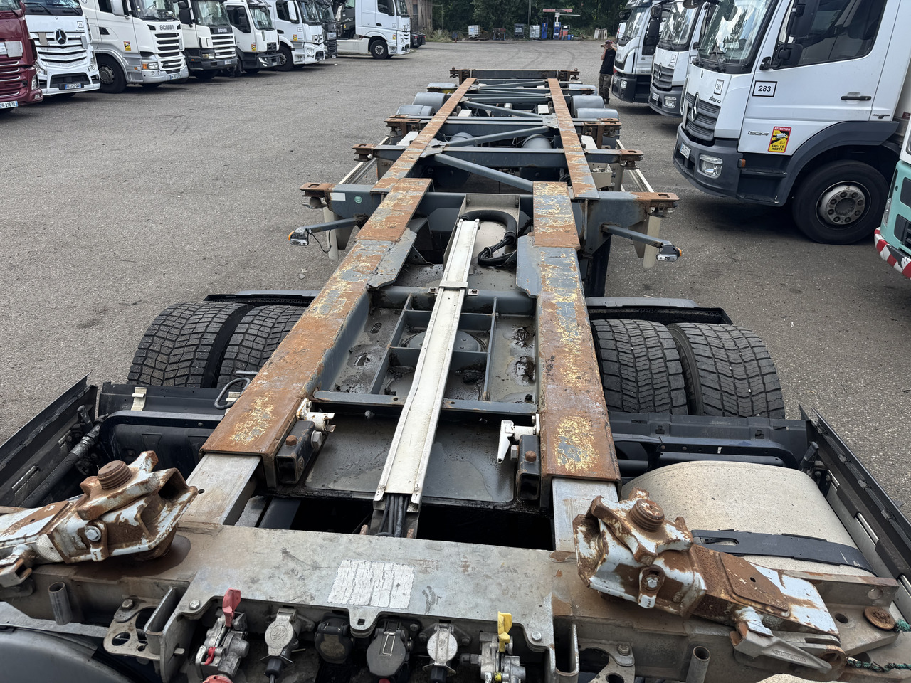 סמיטריילר מוביל מכולות/ החלפת גוף עבור הובלה של מכולות VAN HOOL Porte containers: תמונה 9 סמיטריילר מוביל מכולות/ החלפת גוף עבור הובלה של מכולות VAN HOOL Porte containers: תמונה 9