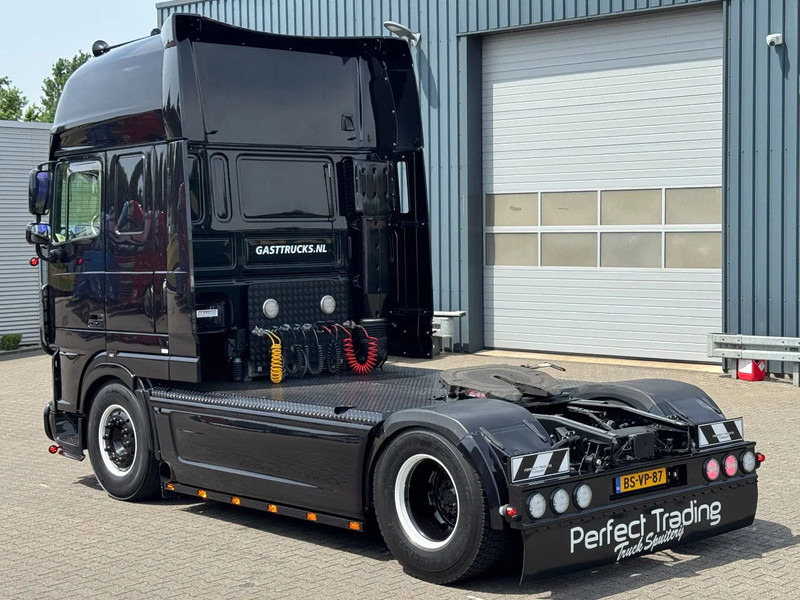 DAF XF 105.460 Super Space Cab Showtruck *TOP* - יחידת טרקטור: תמונה 4 DAF XF 105.460 Super Space Cab Showtruck *TOP* - יחידת טרקטור: תמונה 4
