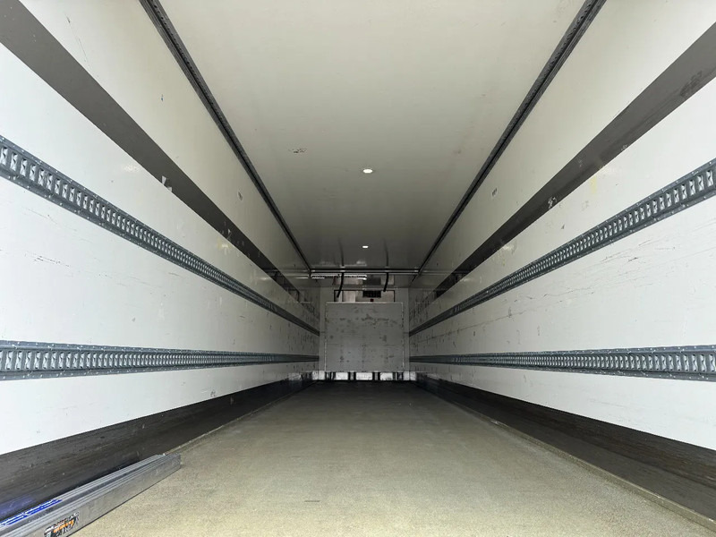 HEIWO Thermo King SLXe 300 / OV-Laadklep / Stuur-as / APK 04-2026 - סמיטריילר עם קירור: תמונה 5 HEIWO Thermo King SLXe 300 / OV-Laadklep / Stuur-as / APK 04-2026 - סמיטריילר עם קירור: תמונה 5