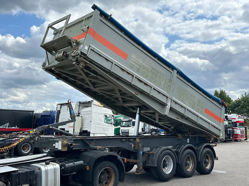 Langendorf 2 Side Tipper / Alu Box 24m3 / Bpw Axles / Lift-Axle - סמיטריילר עם מזהיר: תמונה 5 Langendorf 2 Side Tipper / Alu Box 24m3 / Bpw Axles / Lift-Axle - סמיטריילר עם מזהיר: תמונה 5