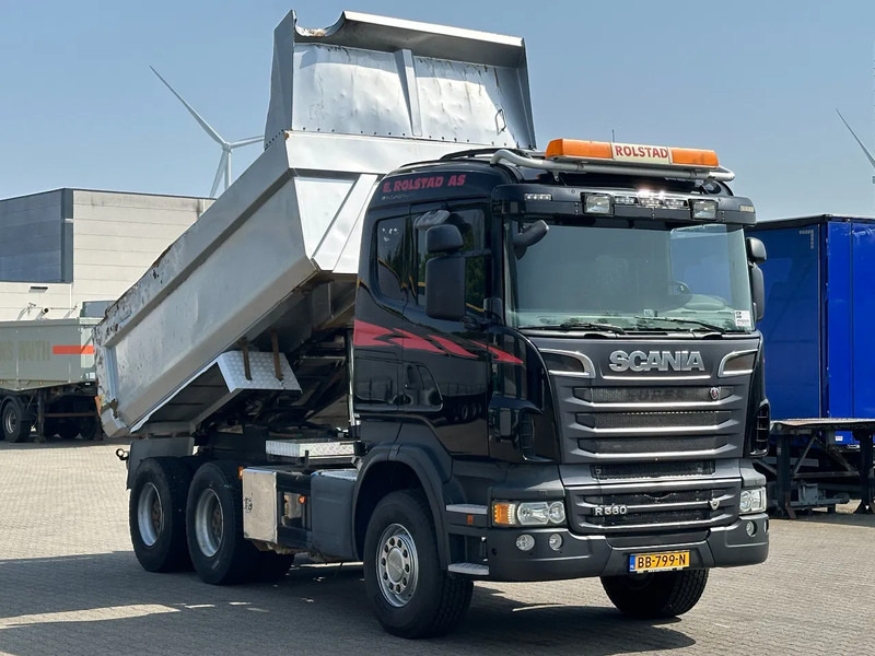 Scania R560 V8 6x4 Tipper / Big Axle / Full Steel / Euro 5 / Retarder - מזהיר: תמונה 2 Scania R560 V8 6x4 Tipper / Big Axle / Full Steel / Euro 5 / Retarder - מזהיר: תמונה 2