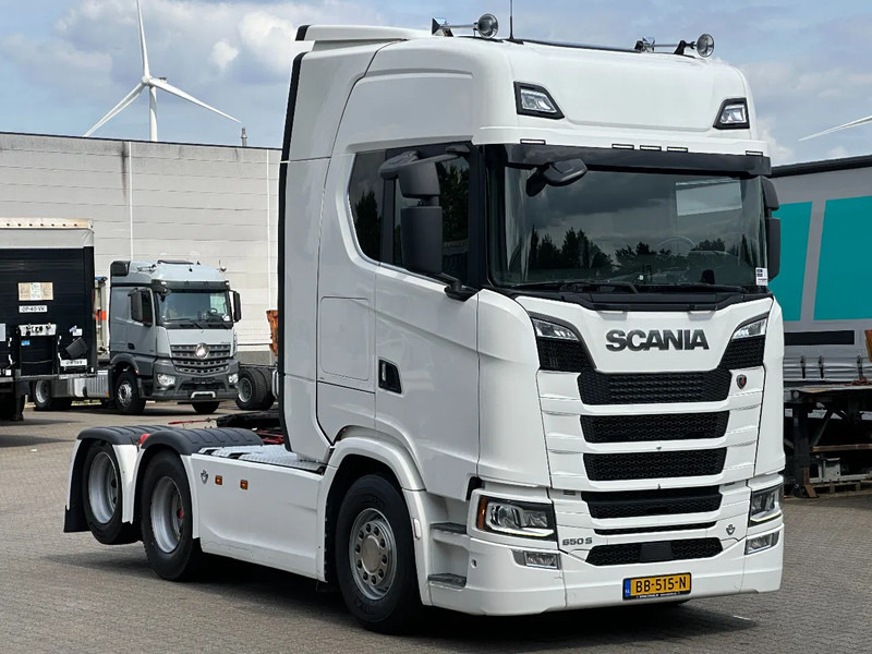 Scania S650 V8 6x2 Boogie / Retarder / 2 Tank / Full Air / Full Spoiler - יחידת טרקטור: תמונה 2 Scania S650 V8 6x2 Boogie / Retarder / 2 Tank / Full Air / Full Spoiler - יחידת טרקטור: תמונה 2