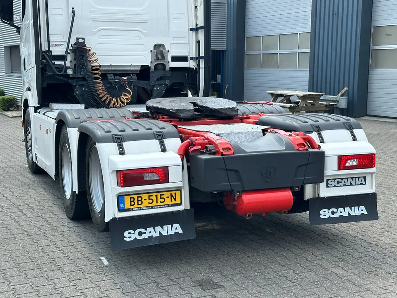 Scania S650 V8 6x2 Boogie / Retarder / 2 Tank / Full Air / Full Spoiler - יחידת טרקטור: תמונה 5 Scania S650 V8 6x2 Boogie / Retarder / 2 Tank / Full Air / Full Spoiler - יחידת טרקטור: תמונה 5