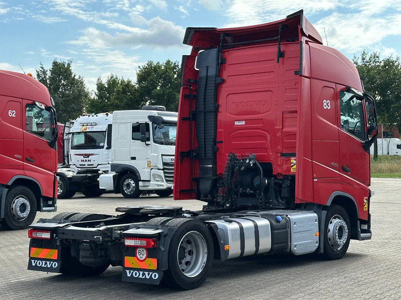 Volvo FH 420 Low Deck / Euro 6 / Globetrotter / 2 Tank / Smart Tacho! - יחידת טרקטור: תמונה 3 Volvo FH 420 Low Deck / Euro 6 / Globetrotter / 2 Tank / Smart Tacho! - יחידת טרקטור: תמונה 3