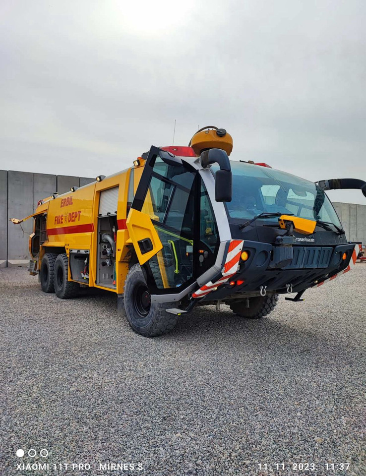 Volvo Rosenbauer Panther 6x6 ARFF - משאית אש: תמונה 1 Volvo Rosenbauer Panther 6x6 ARFF - משאית אש: תמונה 1