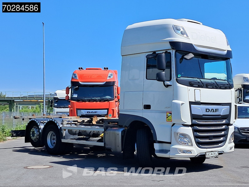 DAF XF 450 6X2 SSC Retarder 2x Tanks Liftachse Standklima LED ACC - מוביל מכולות/ משאית החלפת גוף: תמונה 3 DAF XF 450 6X2 SSC Retarder 2x Tanks Liftachse Standklima LED ACC - מוביל מכולות/ משאית החלפת גוף: תמונה 3