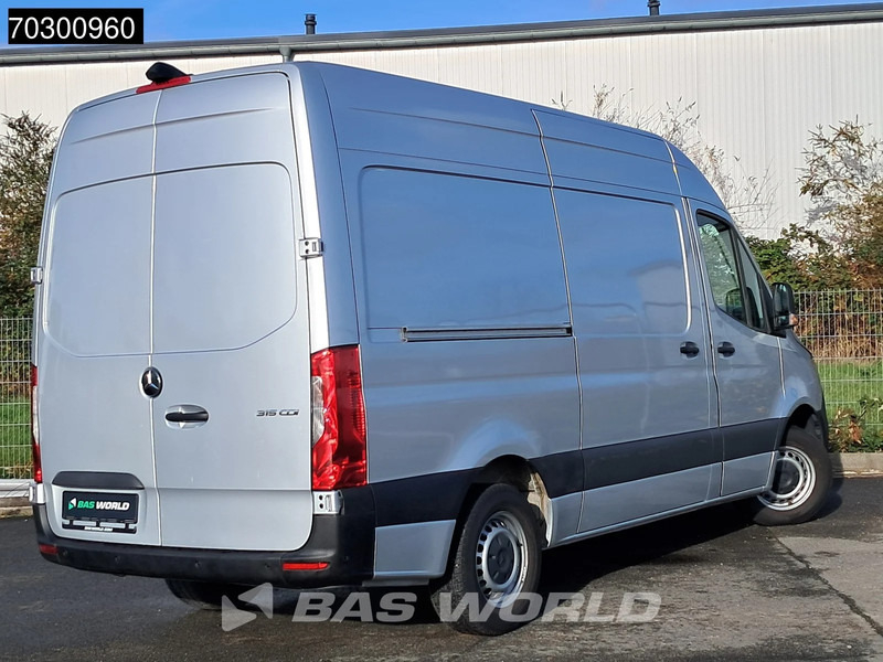 Mercedes-Benz Sprinter 315 CDI Automatik L2H2 150PS Klima Kamera Parksensoren MBUX CarPlay Euro6 L2 A/C - כלי רכב מסחרי קטן: תמונה 3 Mercedes-Benz Sprinter 315 CDI Automatik L2H2 150PS Klima Kamera Parksensoren MBUX CarPlay Euro6 L2 A/C - כלי רכב מסחרי קטן: תמונה 3