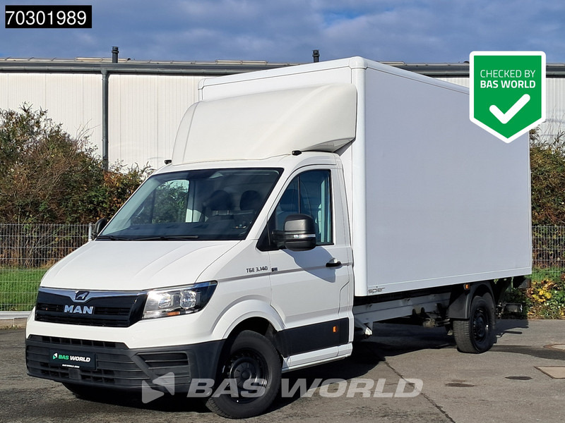 Volkswagen Crafter 140pk Ladebordwand Automatik 140PS Koffer Kamera Tempomat Klima Euro6 A/C Cruise control - כלי רכב מסחרי עם תיבה: תמונה 1 Volkswagen Crafter 140pk Ladebordwand Automatik 140PS Koffer Kamera Tempomat Klima Euro6 A/C Cruise control - כלי רכב מסחרי עם תיבה: תמונה 1
