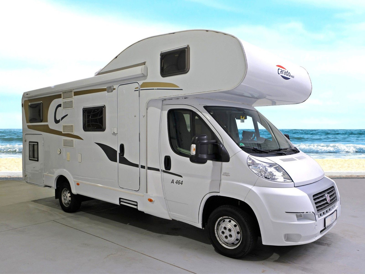 Carado A 464/Festbett/Garage/2xKlima/Markise - רכב ממונע Alcove: תמונה 1 Carado A 464/Festbett/Garage/2xKlima/Markise - רכב ממונע Alcove: תמונה 1