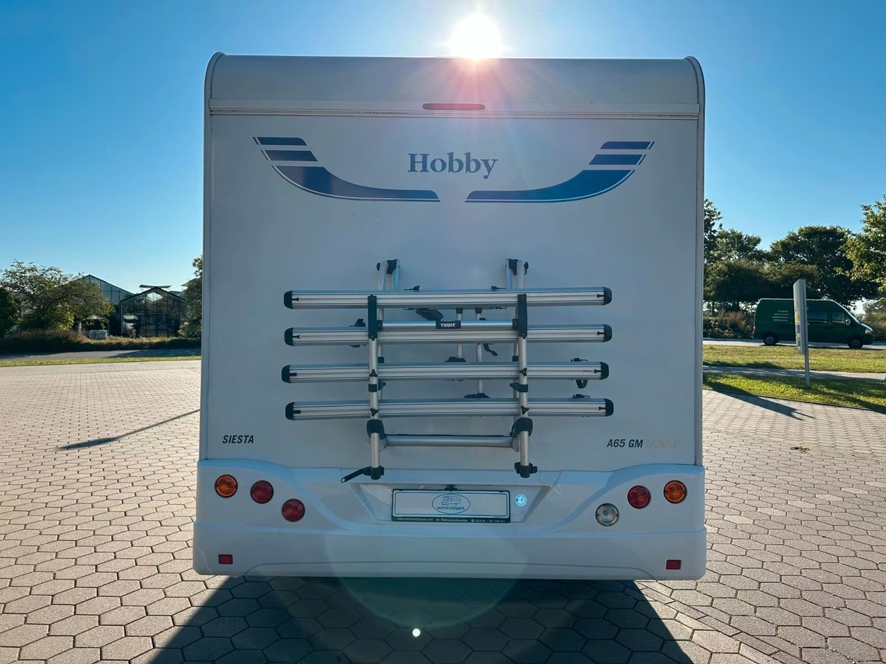 Hobby Siesta Family A 65 GM/Etagenbetten/Garage/Klima - רכב ממונע Alcove: תמונה 5 Hobby Siesta Family A 65 GM/Etagenbetten/Garage/Klima - רכב ממונע Alcove: תמונה 5