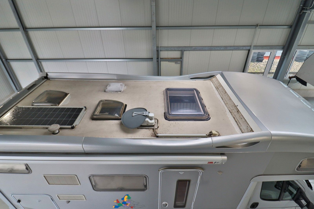 Karmann Ontario 670 VB / Etagenbetten / Solar / Markise - רכב ממונע Alcove: תמונה 4 Karmann Ontario 670 VB / Etagenbetten / Solar / Markise - רכב ממונע Alcove: תמונה 4