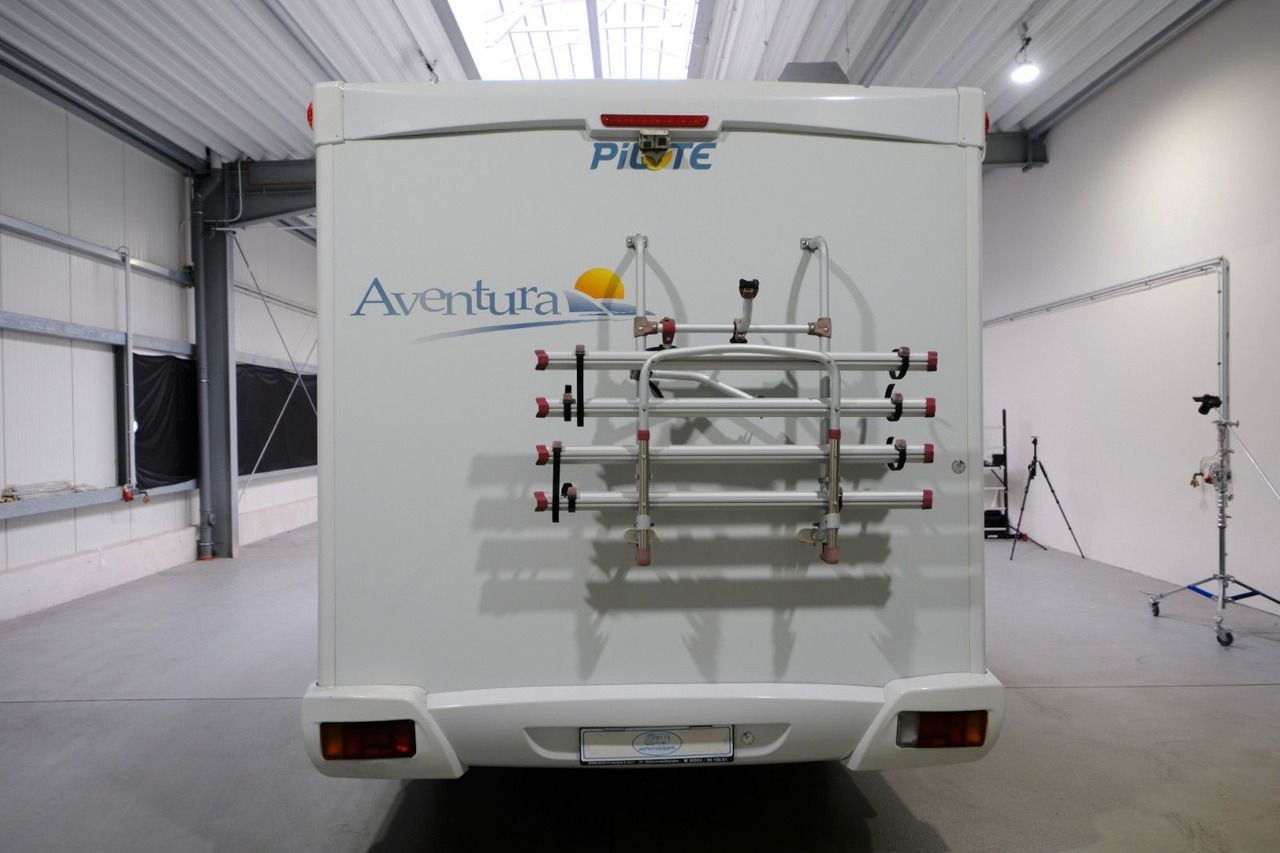 Pilote Aventura A 710/Etagenbetten/Klima/Markise/Finanz - רכב ממונע Alcove: תמונה 3 Pilote Aventura A 710/Etagenbetten/Klima/Markise/Finanz - רכב ממונע Alcove: תמונה 3