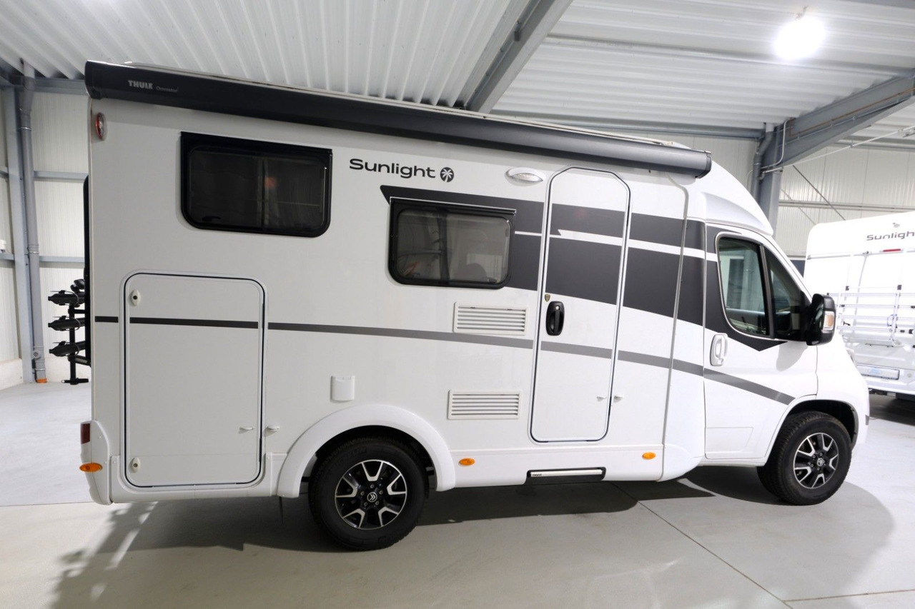 Sunlight V 60 Adventure Edition/Festbett/Garage/Klima/TOP - רכב ממונע חצי-משולב: תמונה 3 Sunlight V 60 Adventure Edition/Festbett/Garage/Klima/TOP - רכב ממונע חצי-משולב: תמונה 3