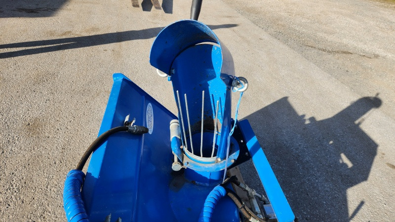 Multione Schneefräse 120 cm (22576) - מפוח שלג עבור טרקטור חקלאי: תמונה 4 Multione Schneefräse 120 cm (22576) - מפוח שלג עבור טרקטור חקלאי: תמונה 4