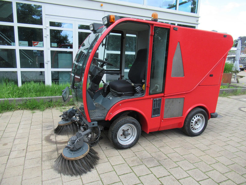 Bucher CITY SPIDER Veegmachine KehrMachine - מטאטא כבישים: תמונה 2 Bucher CITY SPIDER Veegmachine KehrMachine - מטאטא כבישים: תמונה 2