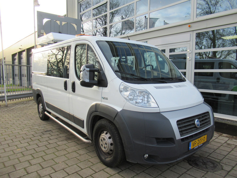 Fiat Ducato 35H 3.0 100KW Benzine + CNG MH1 DOKA Dubbelcabine - כלי רכב מסחרי עם לוח, כלי רכב מסחרי קומבי: תמונה 4 Fiat Ducato 35H 3.0 100KW Benzine + CNG MH1 DOKA Dubbelcabine - כלי רכב מסחרי עם לוח, כלי רכב מסחרי קומבי: תמונה 4