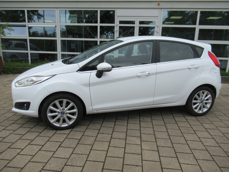 Ford Fiesta 1.0 EcoBoost 74KW Titanium 5-deurs - האצ'בק: תמונה 3 Ford Fiesta 1.0 EcoBoost 74KW Titanium 5-deurs - האצ'בק: תמונה 3