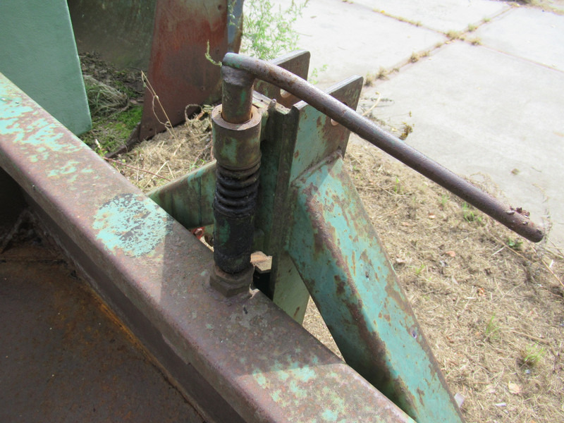 Grondbakje tbv Trekker 3-PT hef Kantelbaar - דלי מעמיס: תמונה 3 Grondbakje tbv Trekker 3-PT hef Kantelbaar - דלי מעמיס: תמונה 3