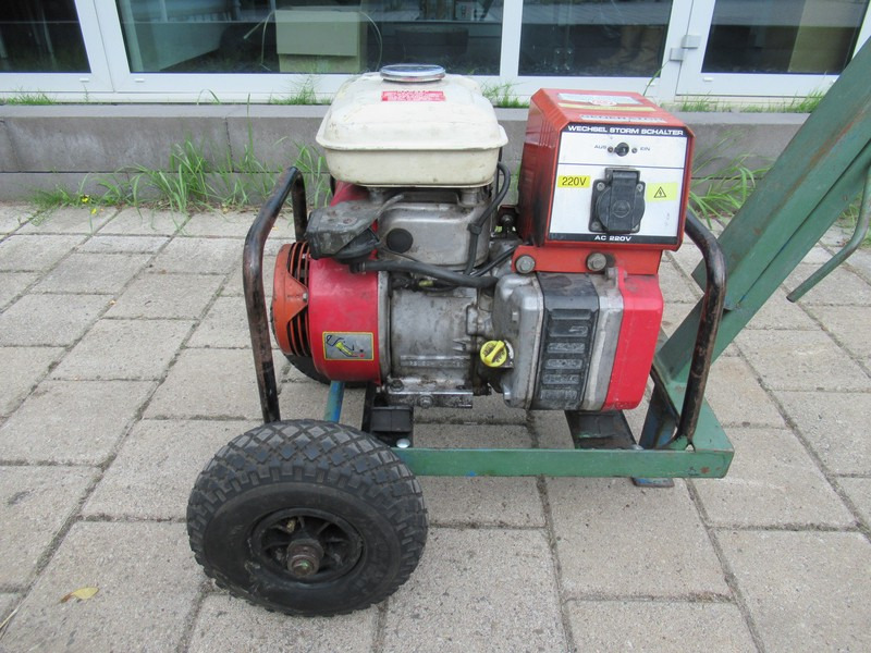 Honda Aggregaat 750 Generator 750W / 220V - ערכת גנרטורים: תמונה 2 Honda Aggregaat 750 Generator 750W / 220V - ערכת גנרטורים: תמונה 2