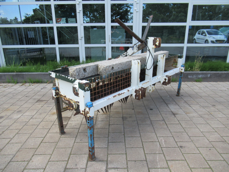 Imants VENUS 3P Beluchter 210 cm Prikrol - שתיל גינה: תמונה 3 Imants VENUS 3P Beluchter 210 cm Prikrol - שתיל גינה: תמונה 3