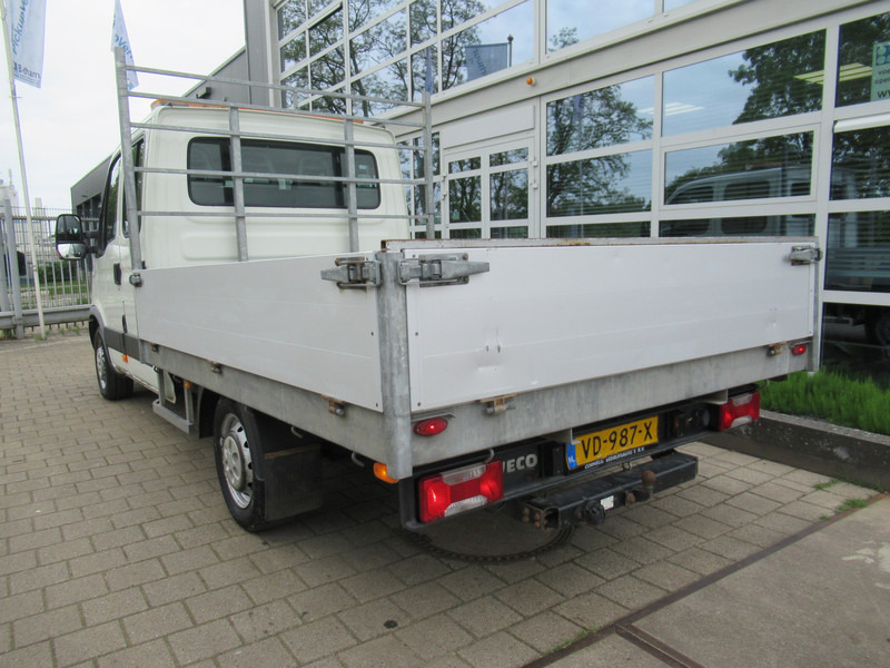 Iveco Daily 29L13 2.3HPi 93KW 345 DOKA Dubbelcabine - כלי רכב מסחרי במיטה שטוחה, כלי רכב מסחרי קומבי: תמונה 4 Iveco Daily 29L13 2.3HPi 93KW 345 DOKA Dubbelcabine - כלי רכב מסחרי במיטה שטוחה, כלי רכב מסחרי קומבי: תמונה 4
